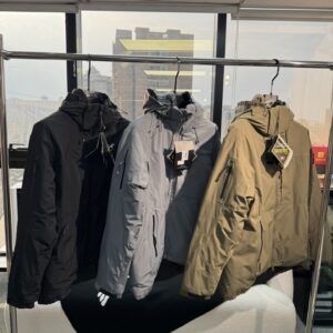 ARCTERYX military exploration guide level hooded down