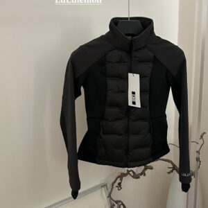 Lululemon lightweight slim fit women's down jacket